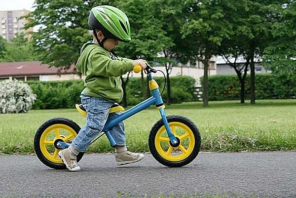 VAIG APRENDRE A MUNTAR A BICI