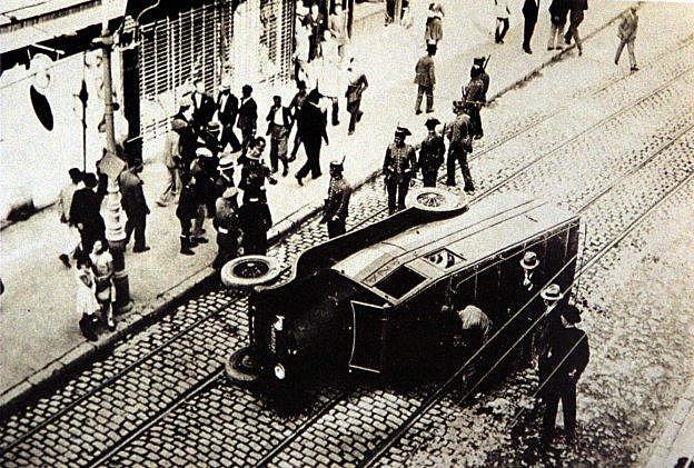 Factorns interns de la crisi