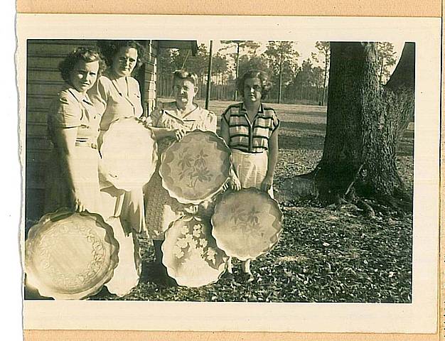 Two white women become home demonstration agents in South Carolina