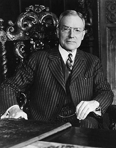 IVY LEE: L'AUTÈNTIC PARE DE LES MODERNES RELACIONS PÚBLIQUES