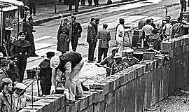 Bau der Berliner Mauer