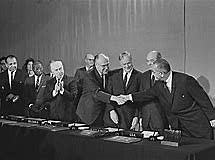 Atomwaffensperrvertrag