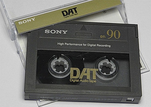 Digital Audio Tape (DAT)