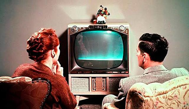 Surgen los primeros anuncios en la TV