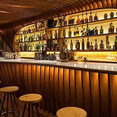 Timeline: Historia de los bares