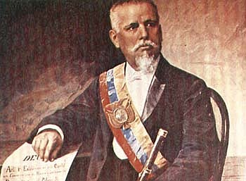 Se patentiza la separación entre Alfaro y la intelectualidad Liberal.