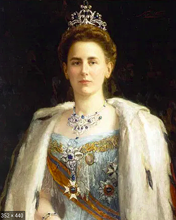 Queen Wilhelmina arrives in Britain.