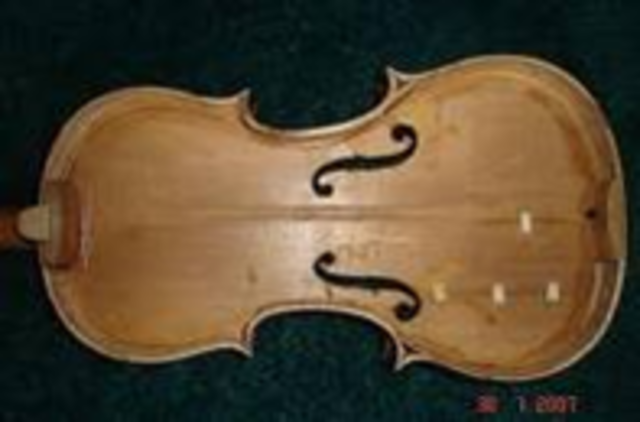 FIRST EUROPEIN VIOLIN EVER