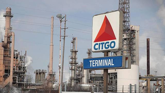 OPERACIONES EN EL SECTOR PETROLÍFERO