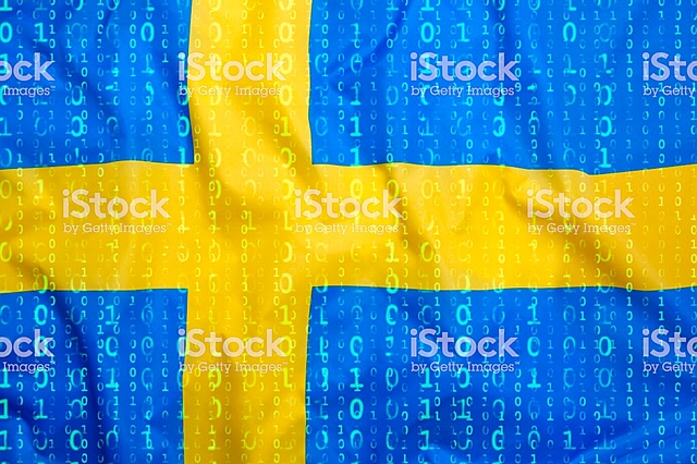 Primera Ley en el mundo que integra la Protección de datos