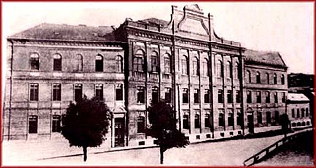 First school for the gifted opened