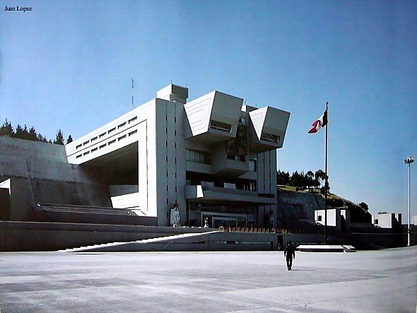 Educación Pública Militar