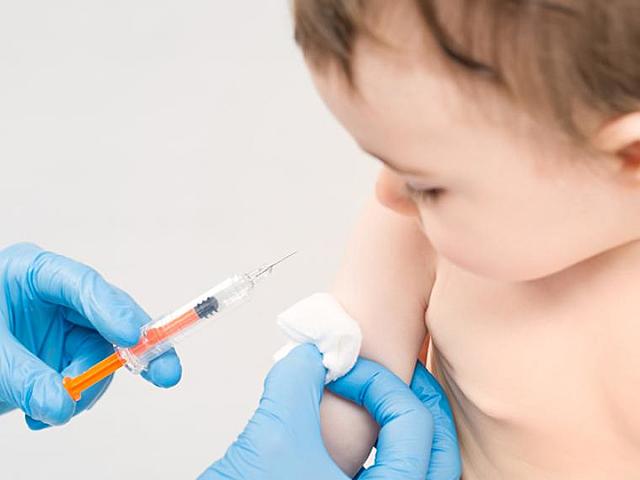 Primera vacuna para la meningitis.