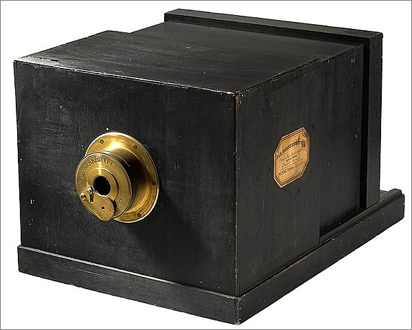 The Daguerreotype Camera