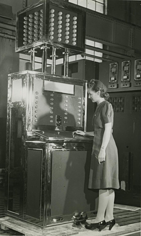 Первая компьютерная игра