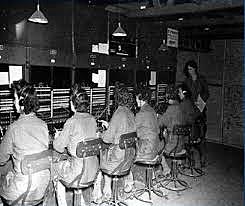 Nace la Tecnología Educativa como Disciplina Pedagógica