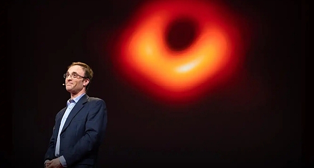 Astrofísica relativista (2006)