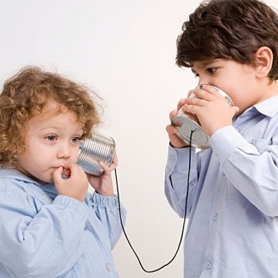 Timeline: Adquisición y desarrollo del lenguaje en la infancia