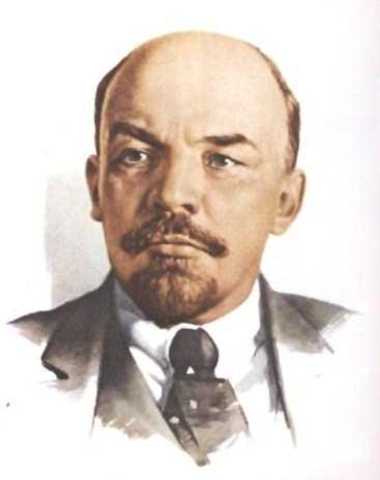 Lenin Convinces People to Abandon War