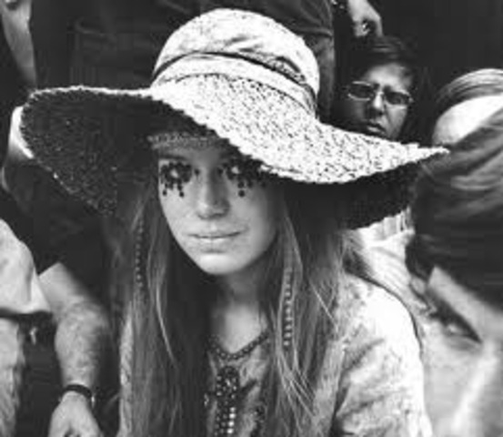 "Hippie" women