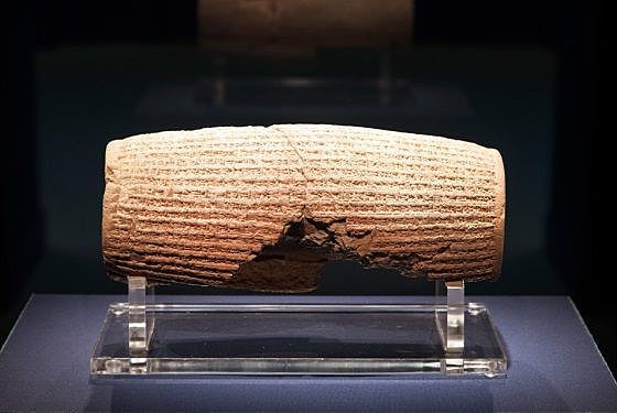 El Cilindro de Ciro (539 a. C.)