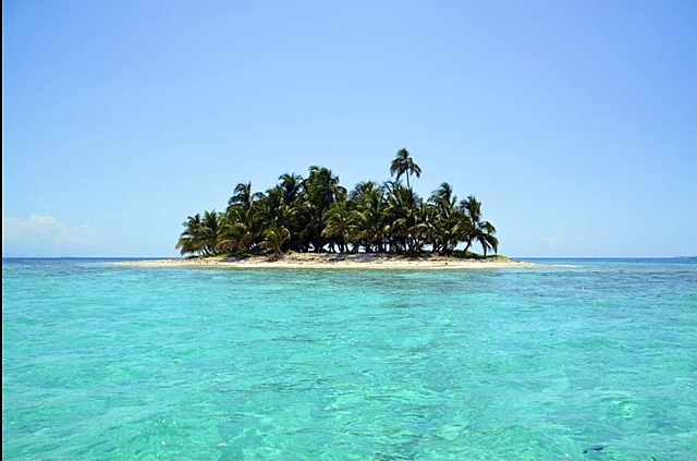 LA PANDILLA DEL GATO SE ENFRENTA A PIRATAS