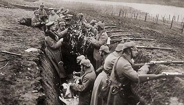 REINO UNIDO DECLARA LA GUERRA A ALEMANIA