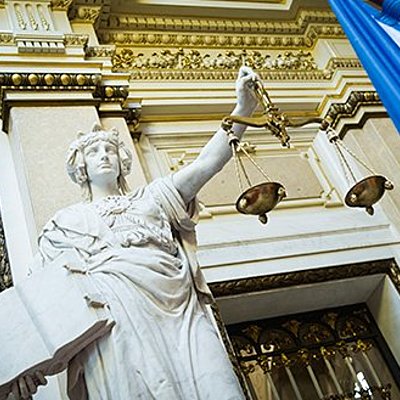 Timeline: “Origen de la protección de datos personales”