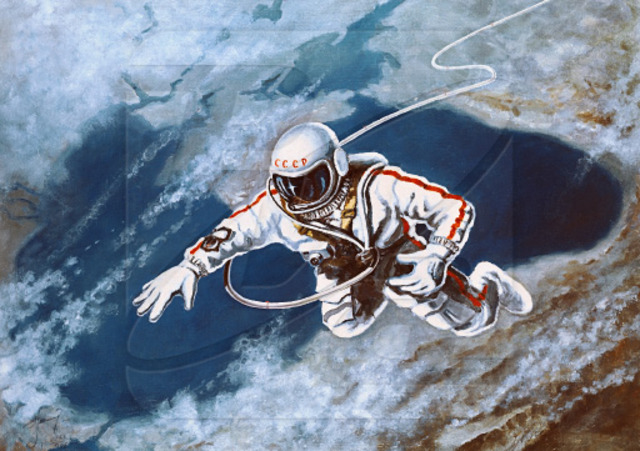 Вышел на пенсию в 1991 году, проживает в Москве