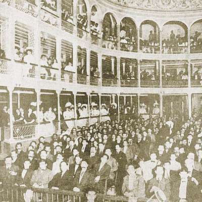 Timeline: Los primeros teatro en Cuenca