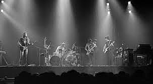 En el grup de Pink Floyd;  Barrett fou substituït per David Gilmour