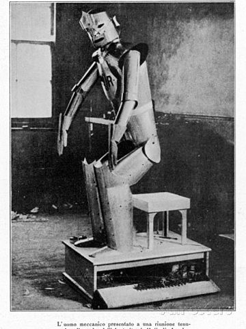 Rossumu's, Robot Universal