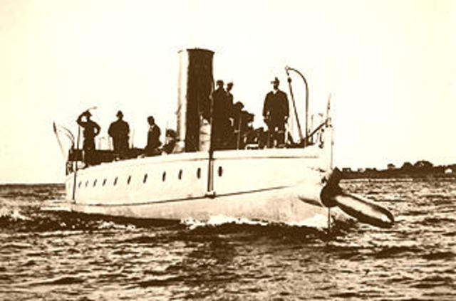 He sailed on a training vessel to Rio de Janeiro in order to join the navy.