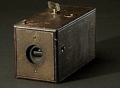 Premier appareil Kodak à pellicule
