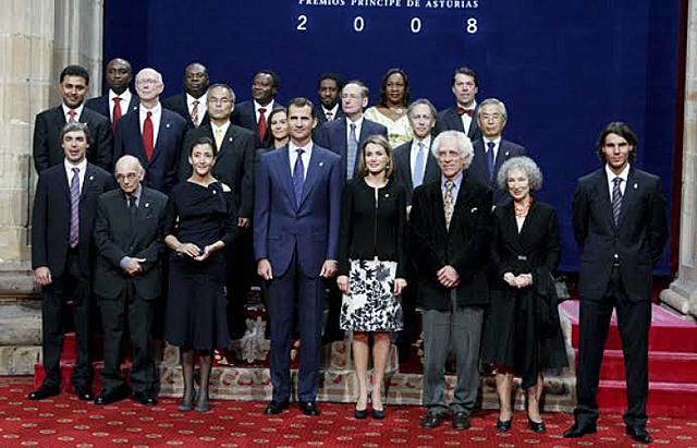 Premio Príncipe de Asturias de Ciencia y Tecnología a los pioneros en nanotecnología.