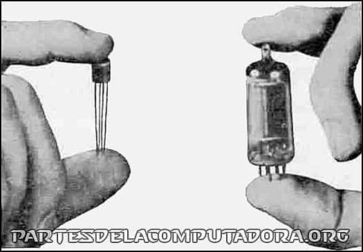 Transistores (Segunda generación de transistores y sistemas por lotes)