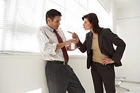 A INSTANCIA DE PARTE AGRAVIADA