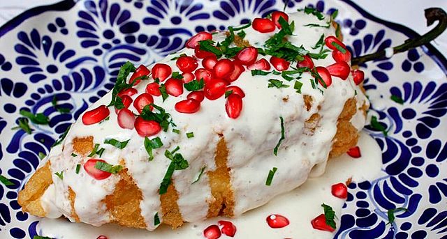 Los chiles en nogada