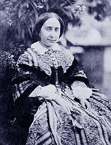 Anna Atkins Uses Cyanotypes in Botany