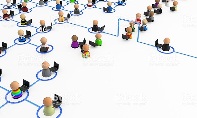 1,100 millones de usuarios.