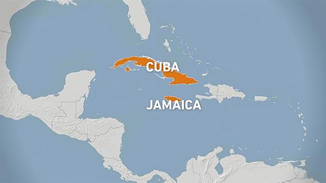 Un potente terremoto de magnitud 7,7 sacudió en el mar al sur de Cuba el martes, desencadenando una advertencia de tsunami para Cuba, Jamaica y las Islas Caimán.