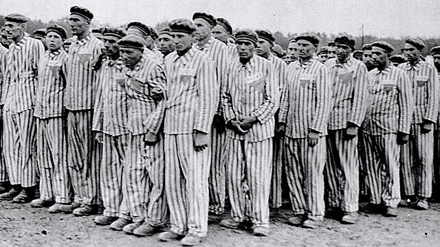 CREACIÓ CAMPS DE CONCENTRACIÓ I HOLOCAUST
