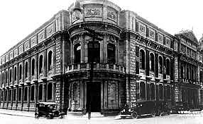 Se funda La Real y Pontificia Universidad de México