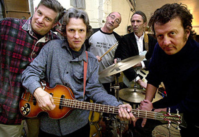 formed a band ''Mental if anything''