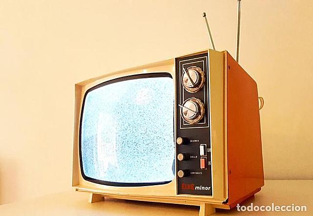 Periodo de competencia entre la radio y la televisión