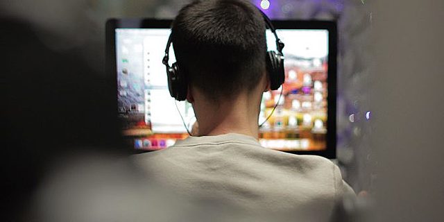 Declive del "streamcasting" a favor del "podcasting"