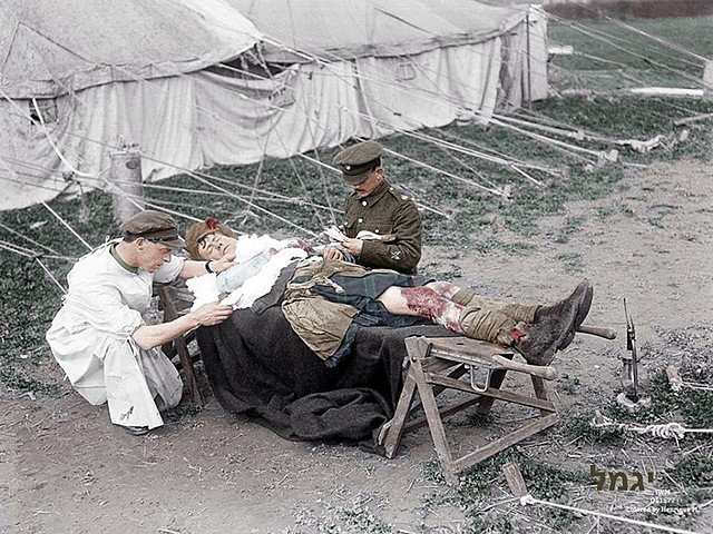 1907organizaciones formadas anteriormente tenían como propósito principal el cuidado de los miembros de las fuerzas armadas, como por ejemplo el Cuerpo de Caballería de Enfermería de Primeros Auxilios