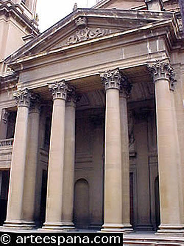 Fachada Catedral de Pamplona (Pamplona, España)
