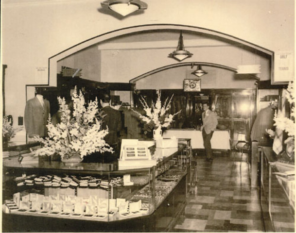 Two new clothing stores open