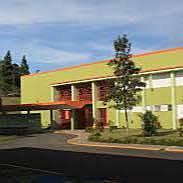 Se suprime la escuela campesina por la escuela superior urbana